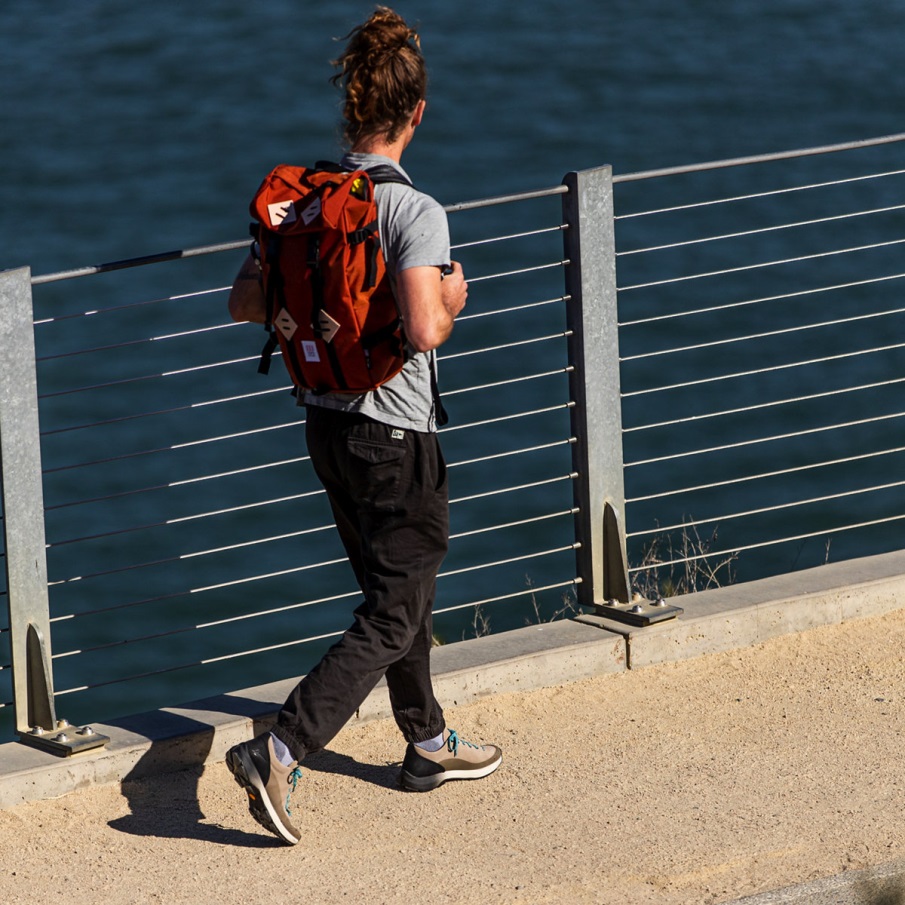 αιγοειδής χαμηλό σουέτ Plaza Taupe Danner