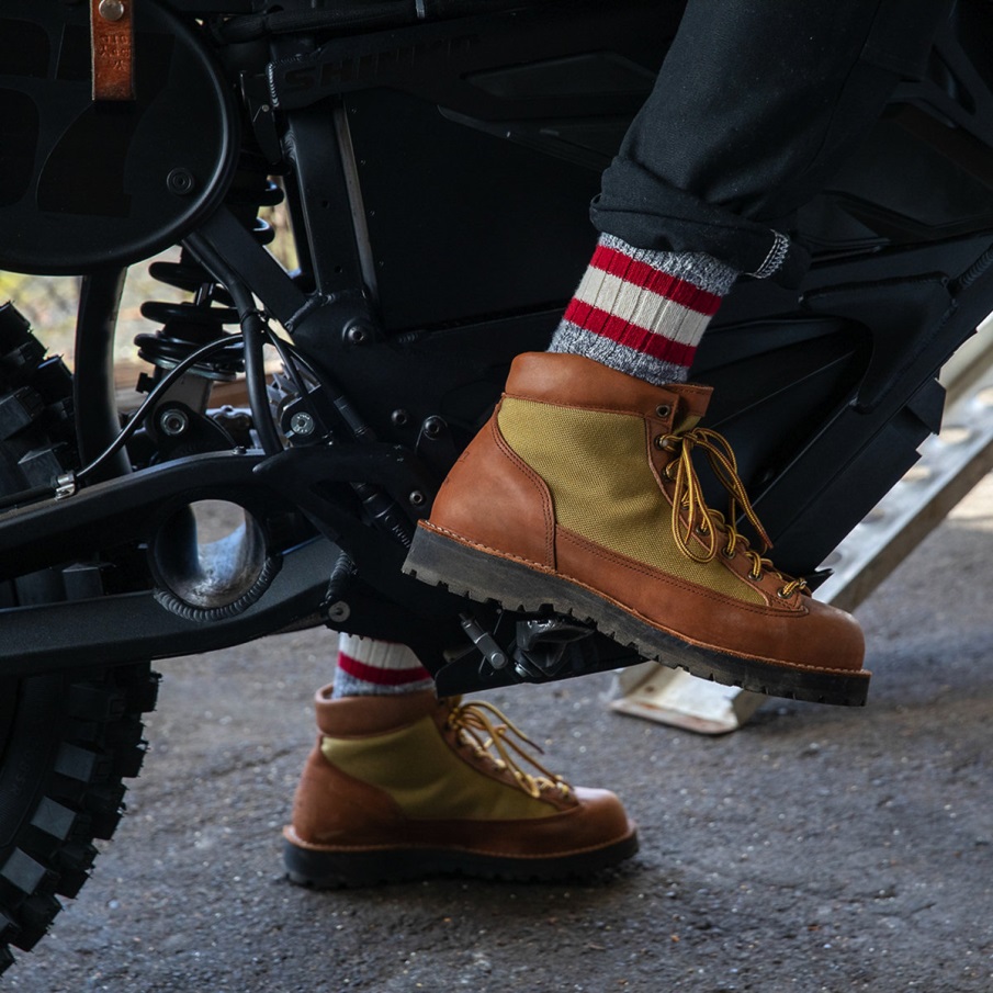 ελαφριά αναβίωση χακί Danner