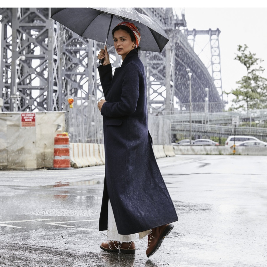 γυναικείο ορεινό φως καταρράκτη Danner